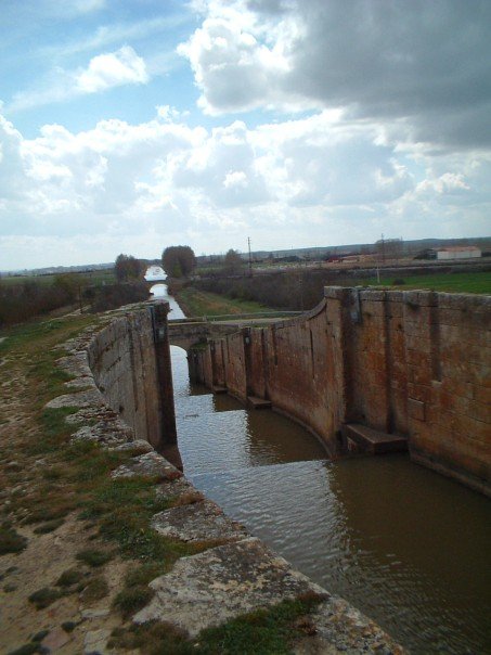The canal at Frómista