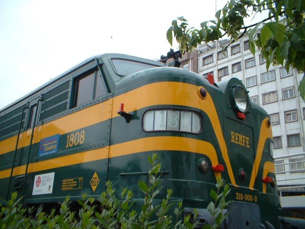 Loco commemorating Holy Year 2004 in the forecourt at Santiago station